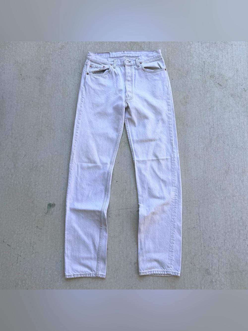 Vintage Levi’s 501 Jeans Made In USA 90s Size 32x32 Cream Button Fly